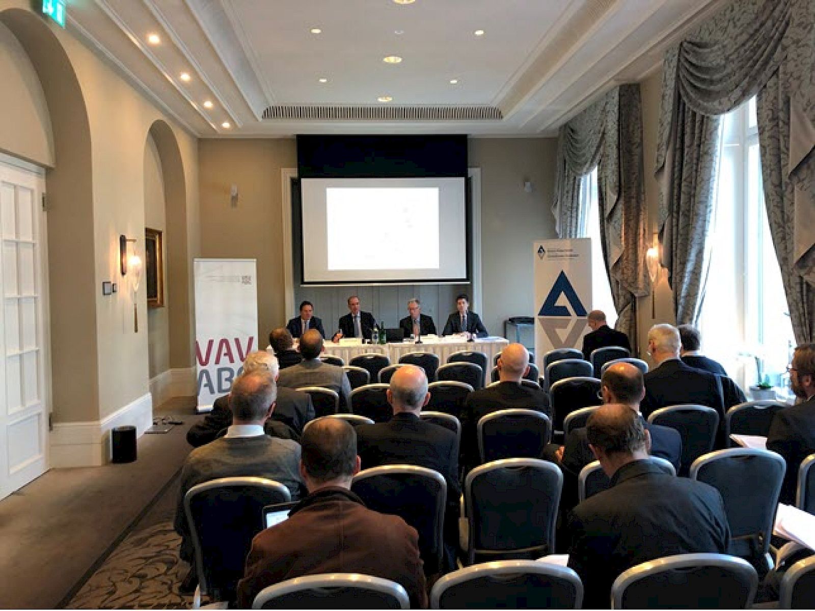 Finanzplätze im Wettbewerb: EU-Marktzugang als wichtiger Faktor